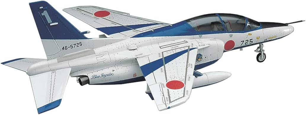 Hasegawa 1/72 Kawasaki T-4 'Blue Impulse' Plastic Model