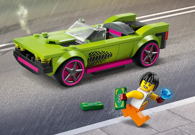 Police Car and Muscle Car Chase