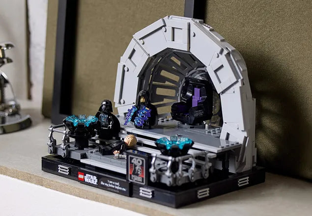 Emperor's Throne Room™ Diorama