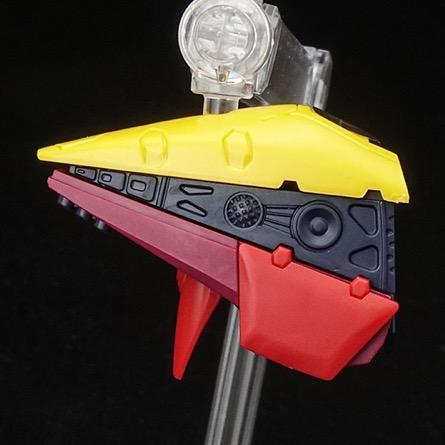 HG 1/100 VF-19 Custom Fire Valkyrie With Sound Booster