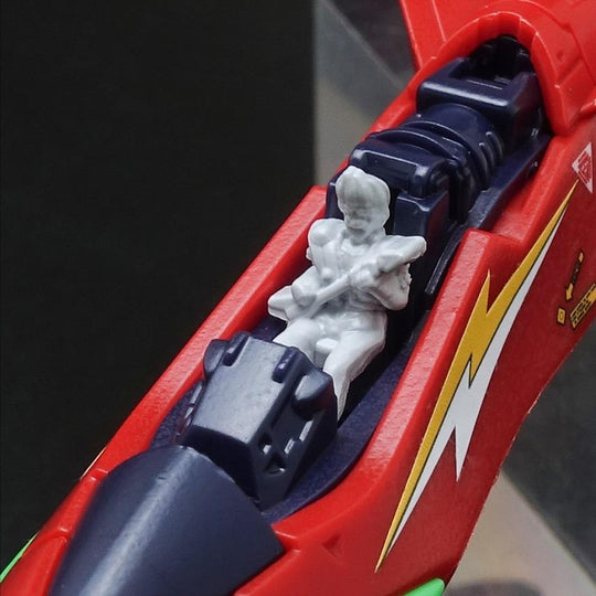 HG 1/100 VF-19 Custom Fire Valkyrie With Sound Booster