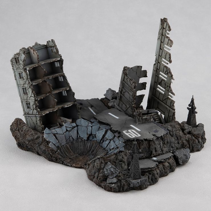 REALISTIC MODEL 1/144 G STRUCTURE RUINS AT NEW YARK