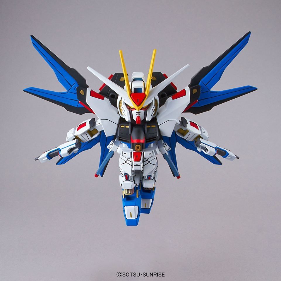 SD Gundam EX-Standard Strike Freedom Gundam
